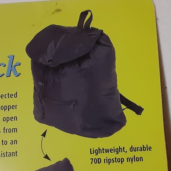 Baggallini Zip-Out Backpack & Storage Pouch